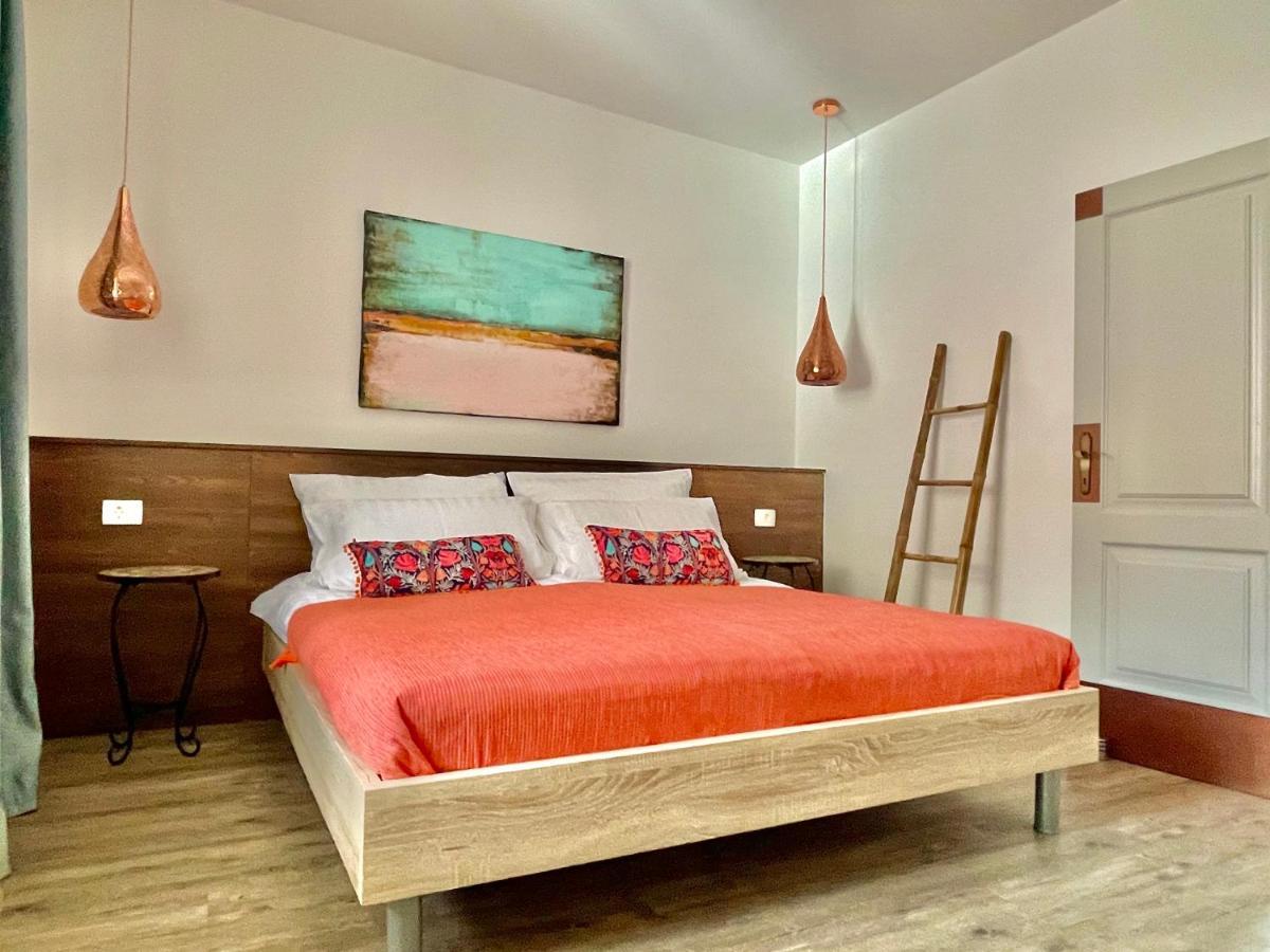 Апартаменты Happy Casa Oldtown Boutique Копер Экстерьер фото